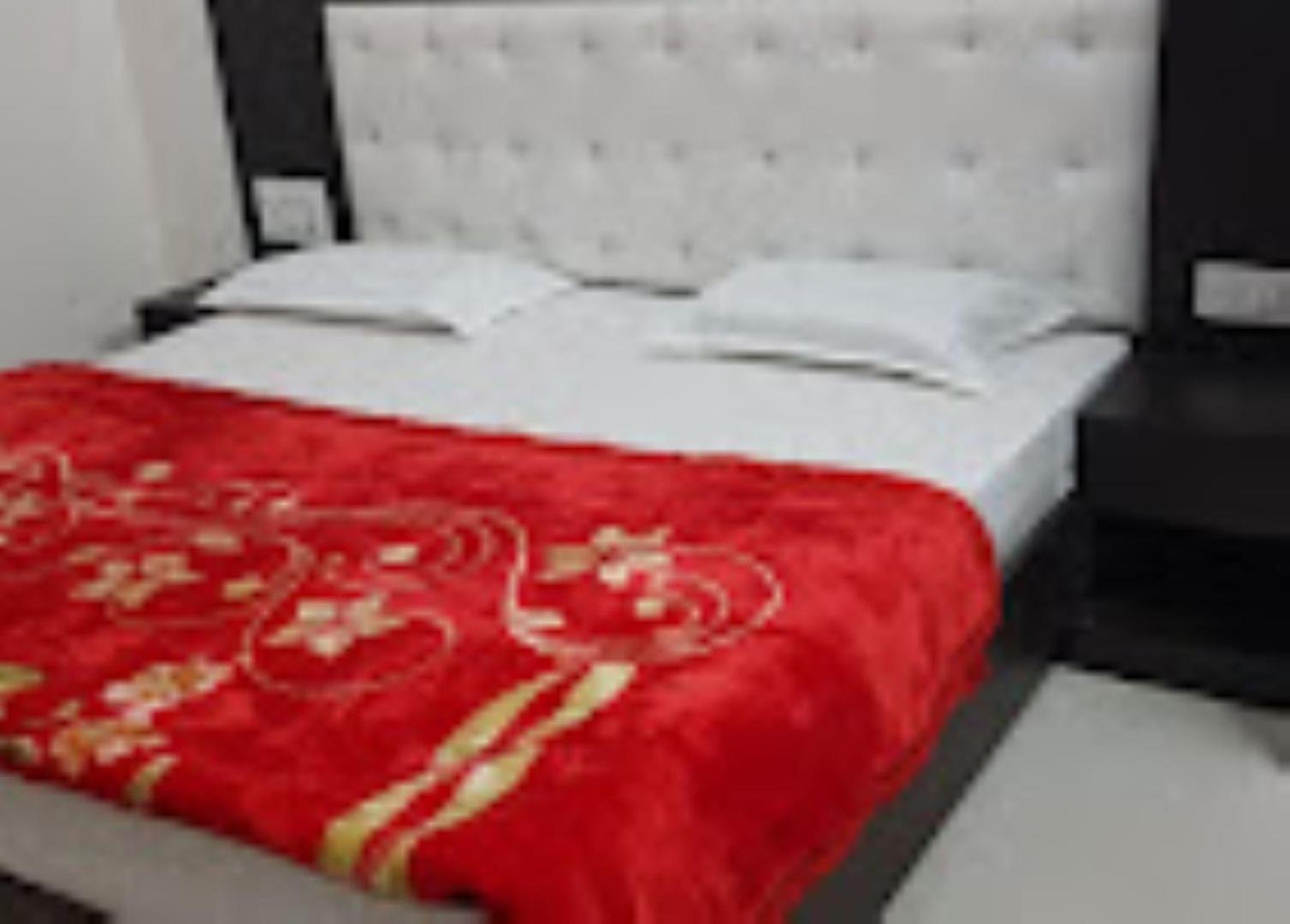 Hotel Mahabir Inn Матхура Экстерьер фото